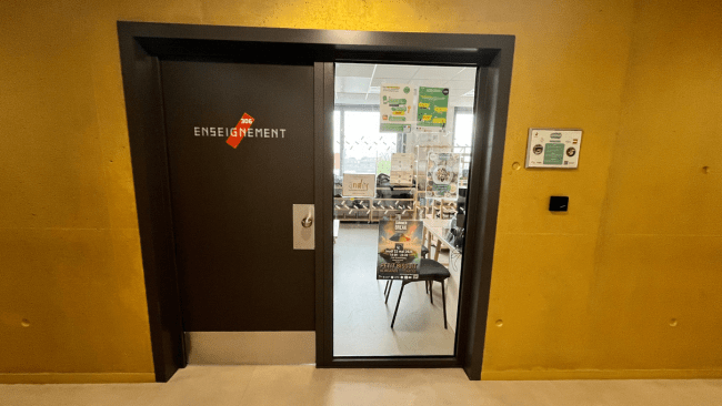 The ‘AGORA'é roubaisienne’ community grocery shop, offering discounted shopping – Room 306